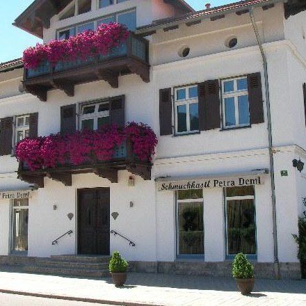 Das Ladengeschäft Schmuckkastl in Aschau